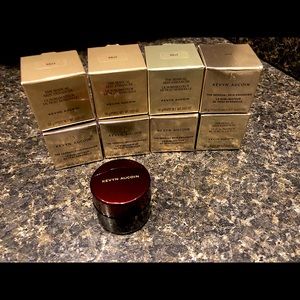 Kevyn Aucoin Concealer SX15 New in Box